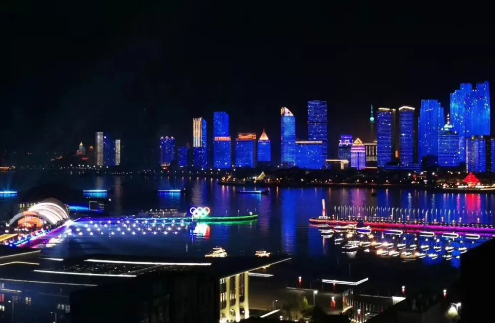 专业楼宇亮化伊人麻豆视频